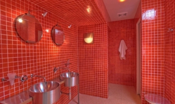 Banyo Dekorasyonunda Şahane Kırmızı Renkler