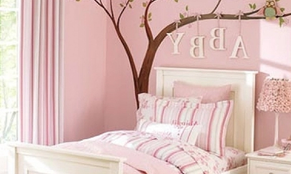 Toz Pembe Duvar Rengi ile Hoş Ortamlar